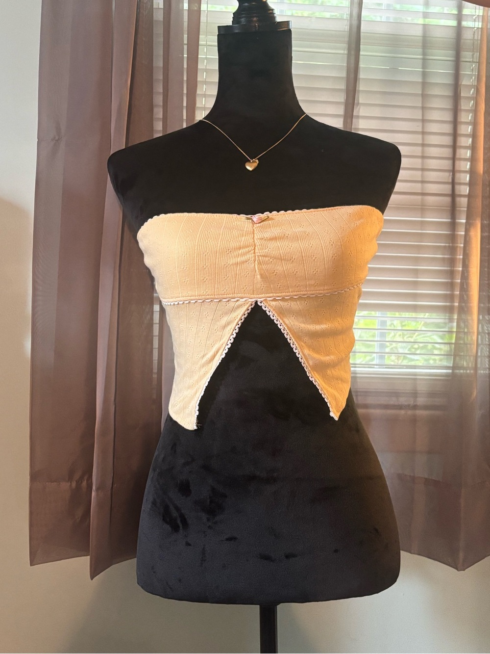 Tilly’s Butter Yellow Strapless Tube Top